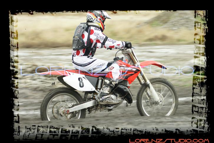 DSC01045bikes.jpg